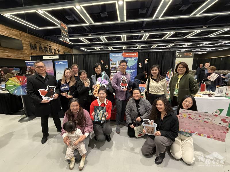 交通部觀光署結合長榮、中華與星宇航空，以「Team Taiwan」亮相西雅圖旅遊展，推廣台灣觀光