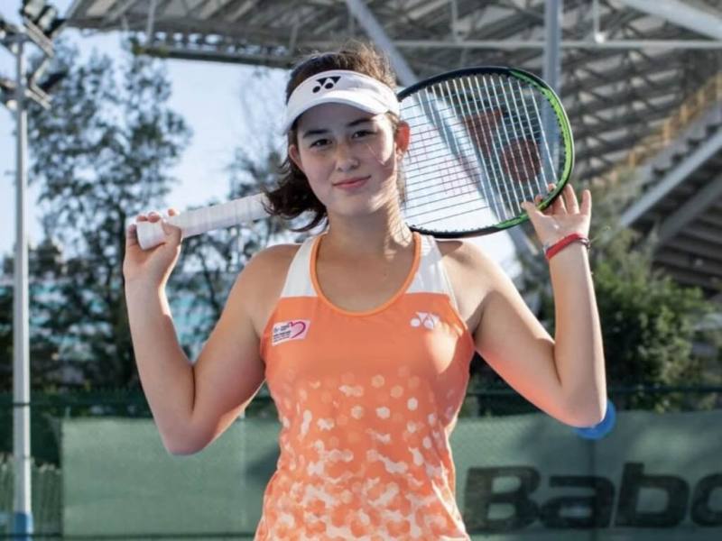 台英混血女將葛藍喬安娜澳網表演賽連退名將走紅Instagram