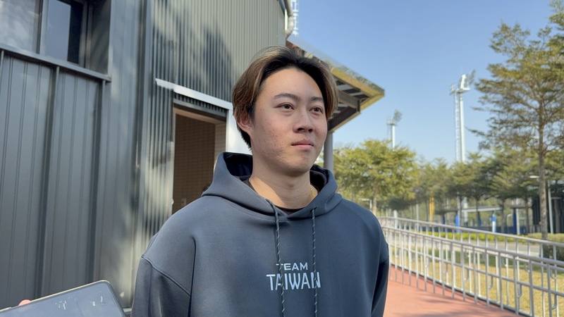 旅美匹茲堡海盜隊24歲投手張弘稜（圖）是此次世界棒球經典賽（WBC）集訓名單亮點，總教練曾豪駒觀察到球速進步多；張弘稜表示，目前極速可達約158公里