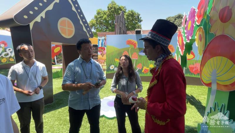 Wisner 巧克力創辦人科洛內爾(Jose Colonel)(右一)創業於疫情時期 曾面臨貸款困難 所幸有貴人相助