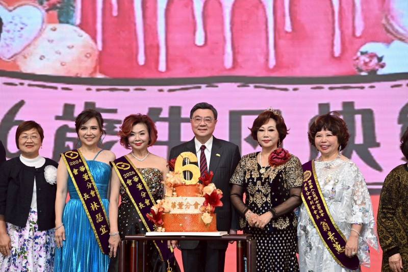 行政院長卓榮泰出席「世界華人工商婦女企管協會華董分會第五、六屆會長交接暨理監事就職典禮」