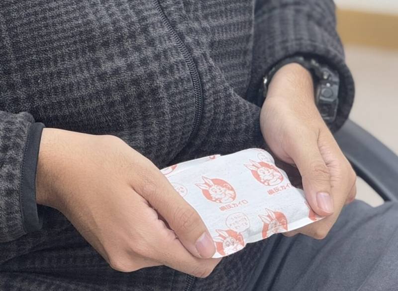 暖暖包造成低溫燙傷的病人是冬天皮膚科大宗。（中央社檔案照片）