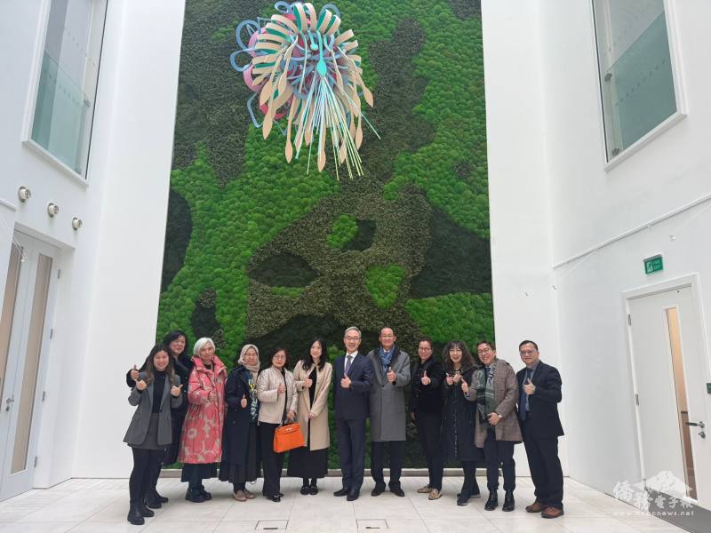 歐總率團拜會姚金祥，代表處經濟組長吳若蘭及僑務組長葉帝余陪同出席