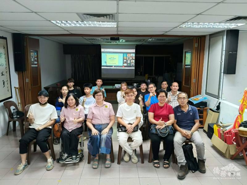 說明會現場大合照