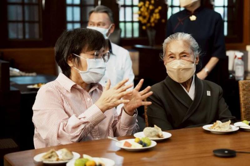 Liu Shyh-Fang Visited Master Cheng Yen to Express Her Gratitude and Look Forward to Continuing Close Cooperation with Tzu Chi.