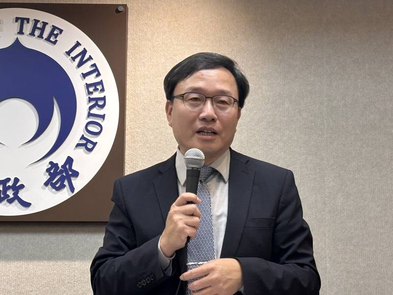 新任國土署長蔡長展29日表示，目前最大挑戰就是土方議題，另老宅延壽、加速推動都更也是接下來施政重點。中央社記者高華謙攝