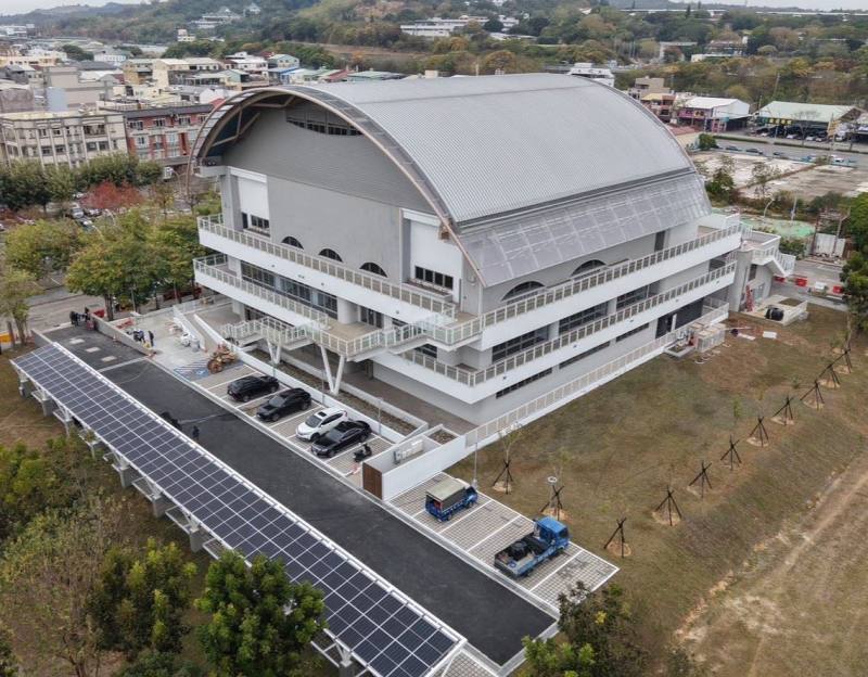 臺中市烏日區全民運動館