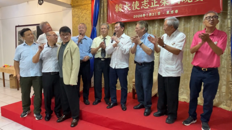 席間韓志正多次表達對東方市僑胞由衷感謝