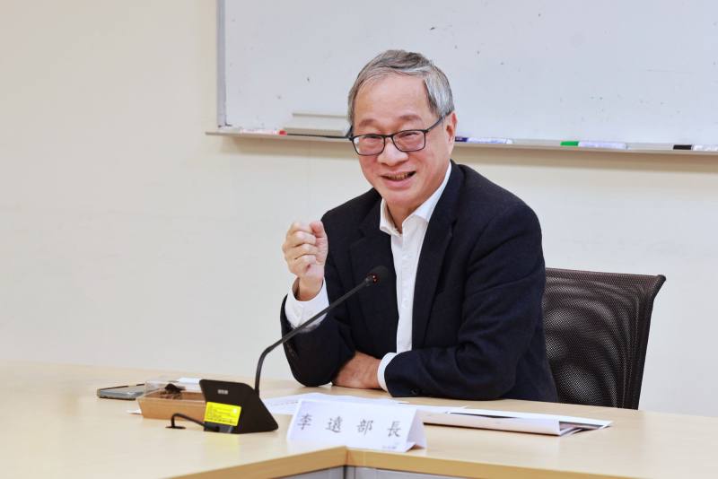 文化部長李遠表示，臺灣人做事有「臺灣模式」，電影產業也一樣，從支持者的包場，到文化幣的靈活運用，對未來臺灣電影產業發展感到樂觀