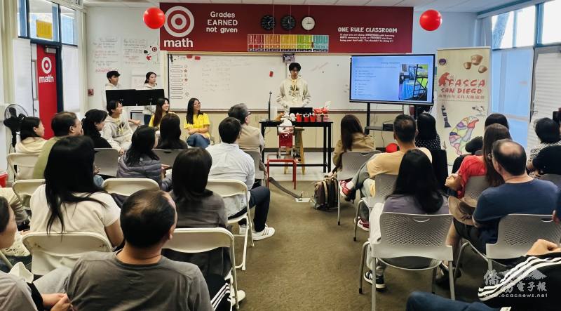 學員錢湘暐Elliot Chian開心分享海外青年英語服務營的細節