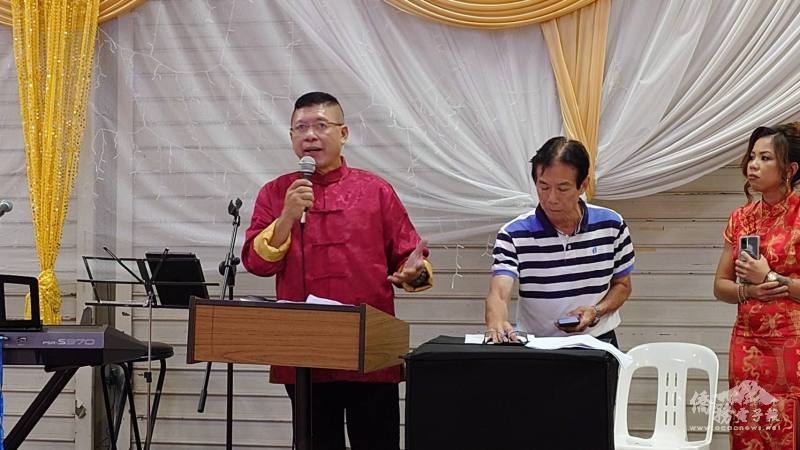 北澳帝汶華人聯誼會會長巫天鋅致詞祝賀新春