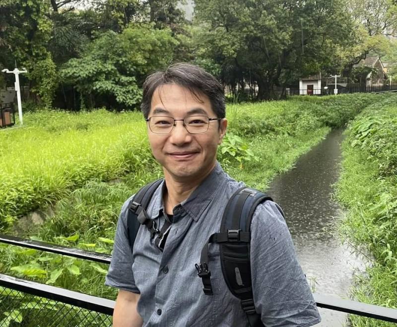 台北藝術大學研發長于國華（圖）出版「學美之心：你的美感，AI學不會」，他表示，「只有找回感官主導權，建立自己的品味座標，才不會在AI科技浪潮中迷失自我。」（于國華提供，黃志榮攝影）