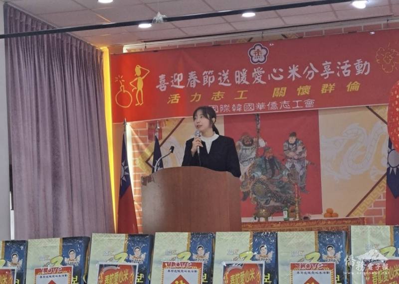 駐韓國代表處僑務組副組長杜慧音肯定志工會長年濟助弱勢僑民的貢獻