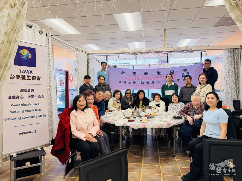 與會貴賓齊聚一堂，溫馨合影留念