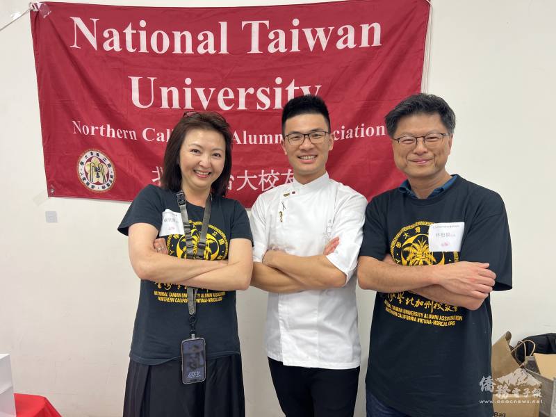 左起為會長卓欣慧、李建軒及烹飪社社長林桓毅合影