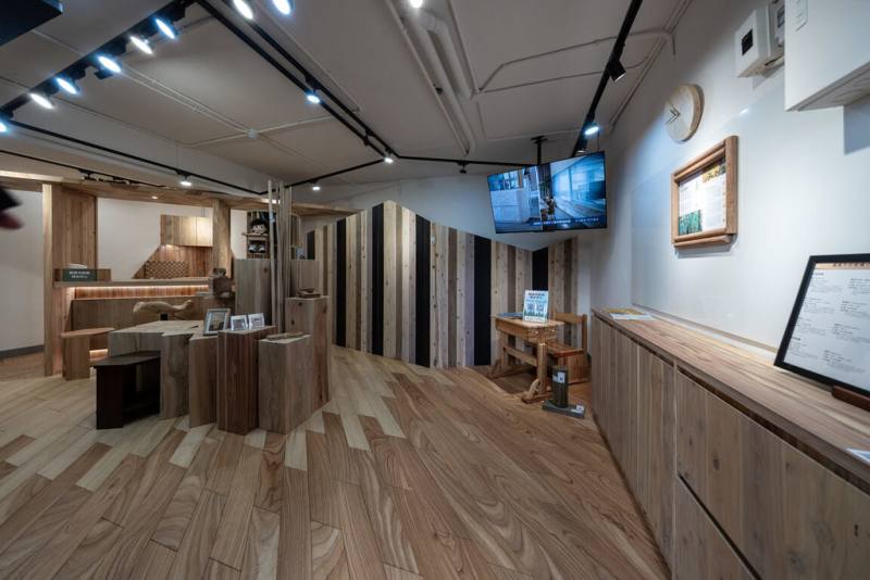 農業部林業署國產材諮詢媒合中心10日啟用，建築與室內設計師、裝修業者及消費者可透過媒合中心，便利取得國產材產品資訊與專業諮詢服務。（林業署提供）