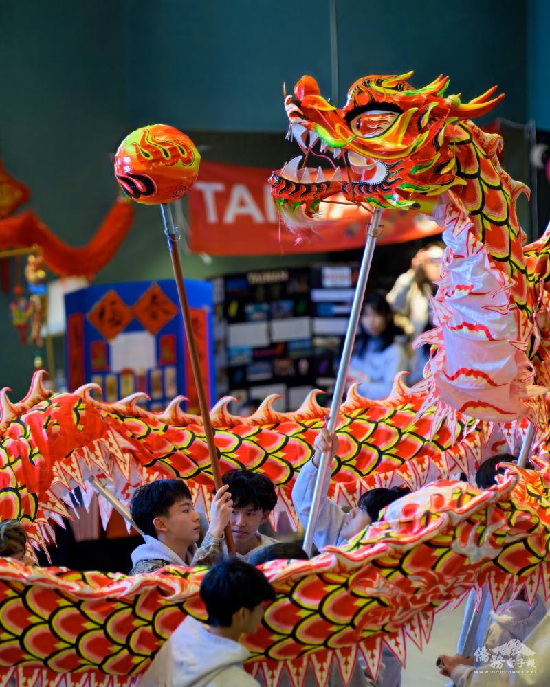 FASCA洛麗分會學員祥龍獻瑞