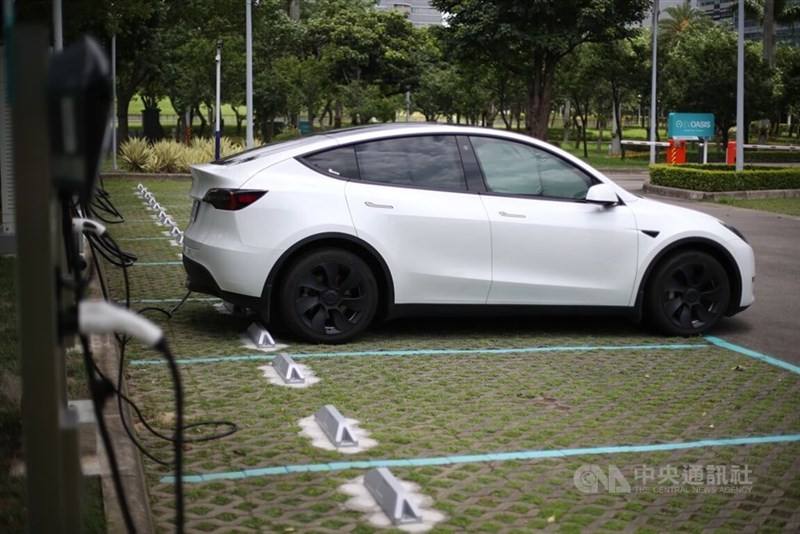 A vehicle manufactured by Tesla, one of the major car brands that Taiwan imports from the United States, shown for illustrative purposes only. CNA file photo