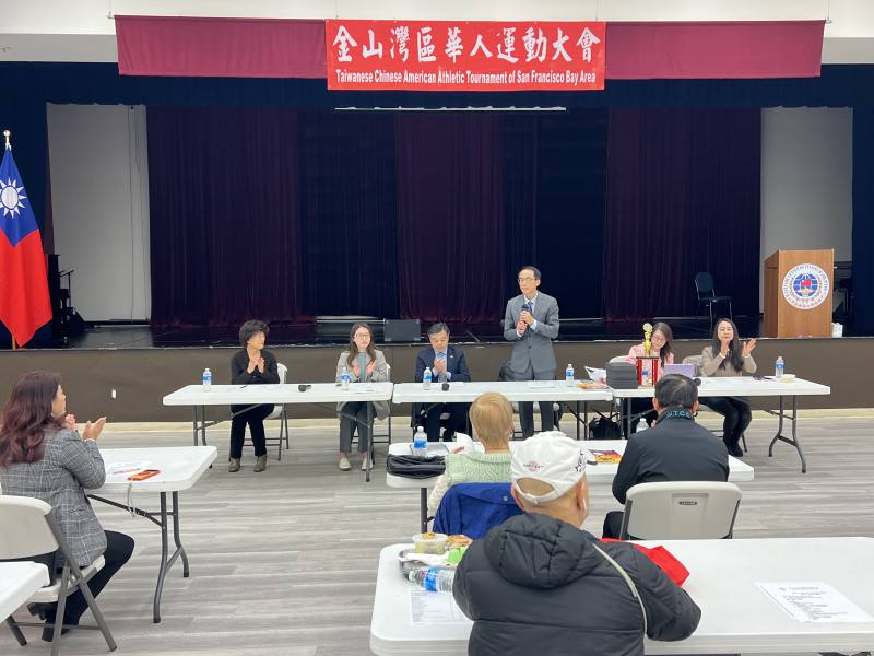 主任委員陳立功致詞。