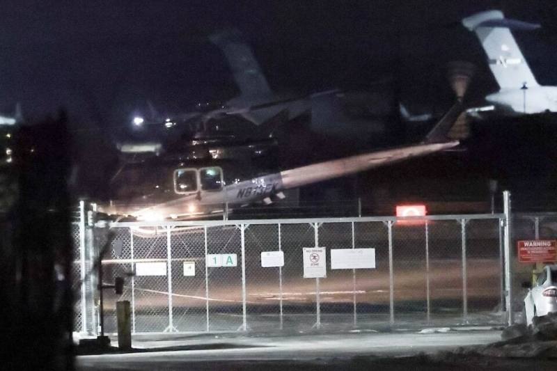 圖為載有委內瑞拉總統馬杜洛夫婦的直升機1月3日晚間降落位於紐約的司徒華國民兵空軍基地。（路透社）