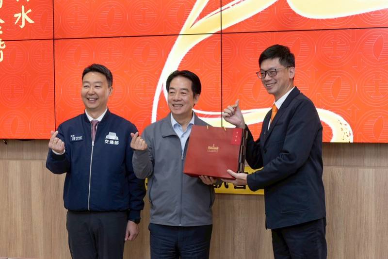 總統視察「春節假期交通疏運情形」