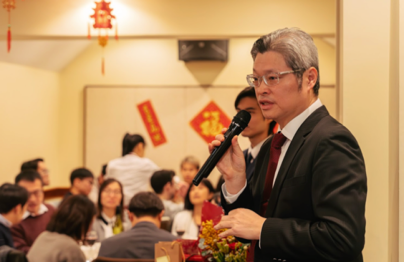 活動特別邀請任職於倫敦ZFL估價師公司的鄭丹逢律師分享「2026英國房市的轉機與商機」