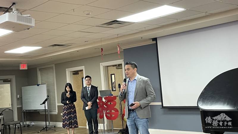 駐休士頓辦事處副處長陳育仁致詞