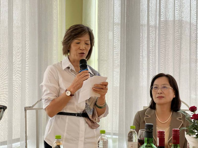 東開普省臺灣商會會長林采瀅致詞