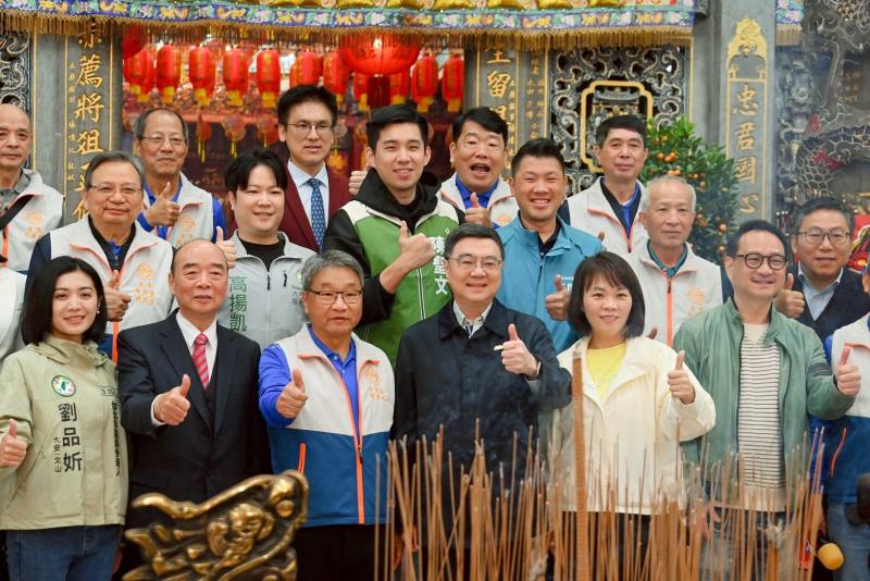 2026年2月17日行政院長卓榮泰赴木柵忠順廟參拜祈福