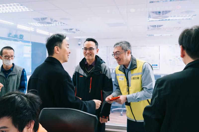 陳部長慰勞南澳交控中心同仁