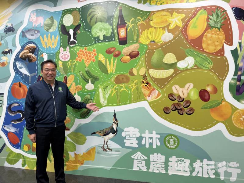 雲林縣農會總幹事陳志揚（圖）說，農會本質是提升農特產品價值、嘉惠農民，雲林各鄉鎮盤點特色農特產品，多款商品在市場深受歡迎，消費者信賴農會招牌，品質都有把關，不怕市場仿效