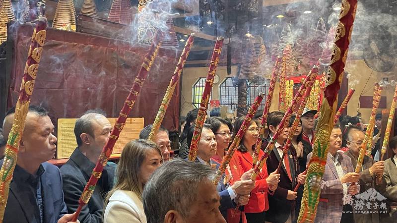 天后廟上香