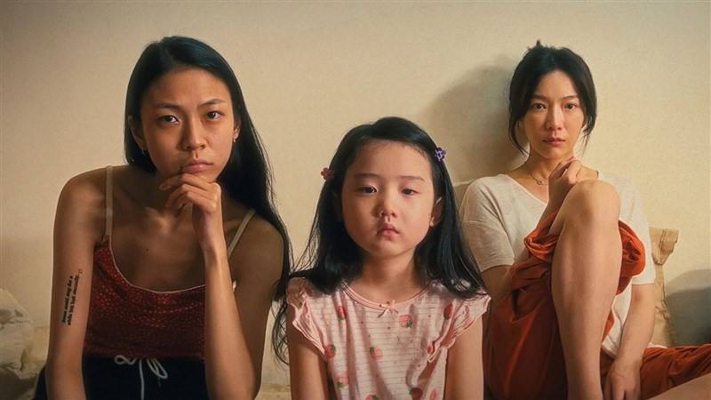 From left, Ma Shih-yuan, Nina Ye and Janel Tsai. Photo courtesy of Left-Handed Girl Film Production Company Ltd.