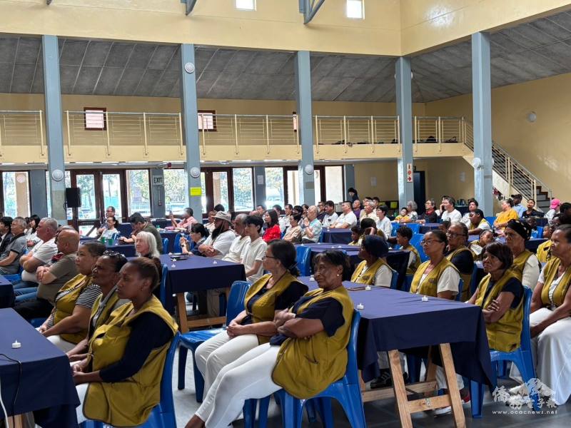 參與僑胞與在地志工