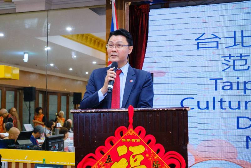 范厚祿處長祝福與會嘉賓馬年新春如意