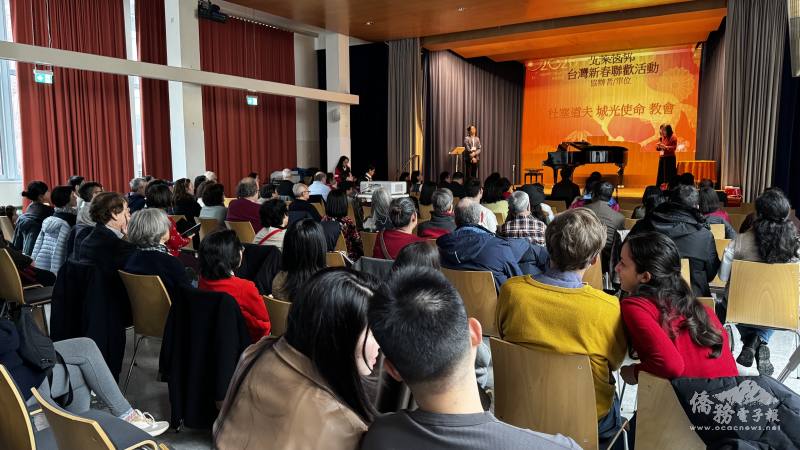 逾百位僑胞及各界友人歡聚一堂，共迎馬年新春