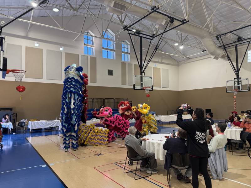 Albuquerque舞獅團祥獅獻瑞熱鬧拉開序幕