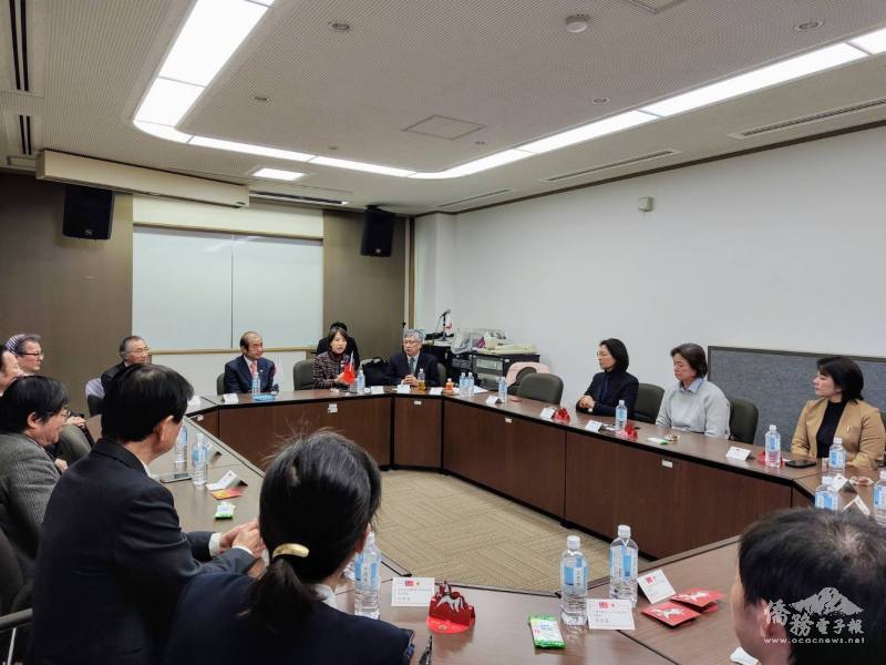 李姸慧與九州、山口地區僑務榮譽職及僑團負責人座談