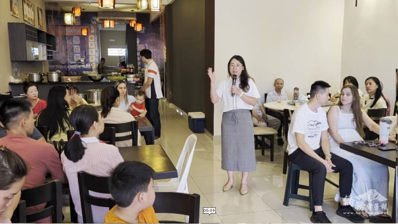 吳婉郡僑務秘書首次參與恩卡協會的聯歡活動受邀致詞