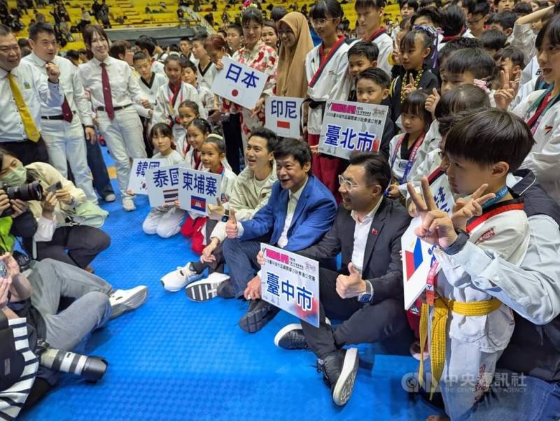 2026台中城市盃福爾摩沙跆拳道國際公開賽27日起至3月1日在台中盛大登場，28日舉行開幕式，本屆共吸引全球11國、逾3300名選手參賽