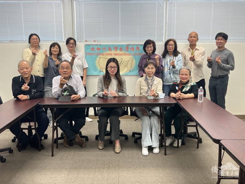 參與活動的社團代表合影