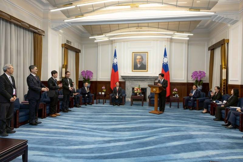 總統接見「114資訊月『傑出資訊人才獎』獲獎者」