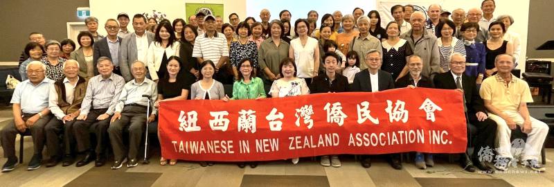 臺僑協會二二八事件79週年追思音樂會大合照