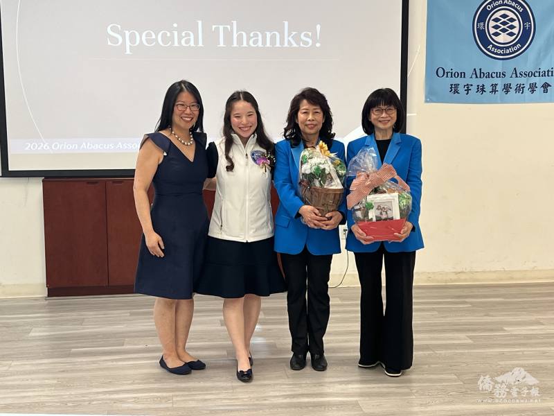 家長賴欣宜感謝老師長期鼓勵與陪伴學生