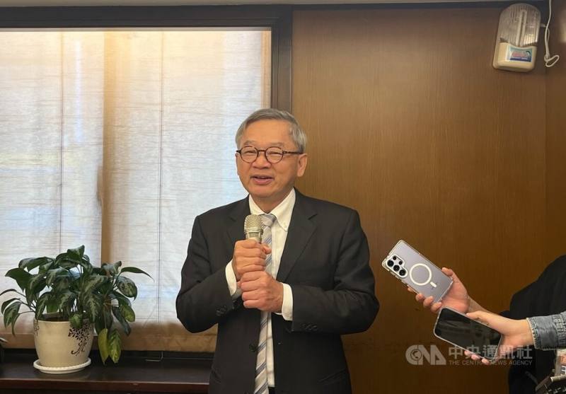 國科會主委吳誠文2日表示，6日將在半導體中心舉行高速量子運算國家戰略發布會，揭示新策略並展示第1期量子國家隊執行的成果