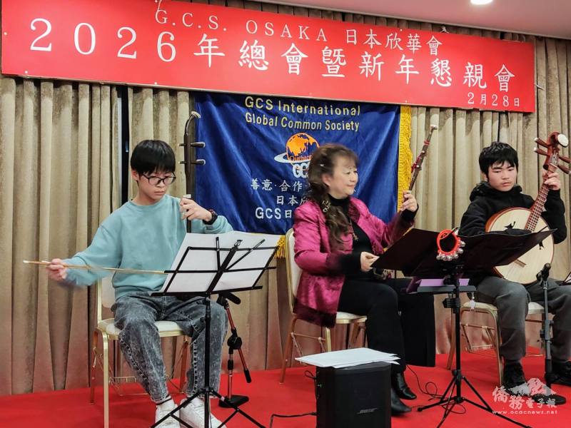 現場安排二胡演奏