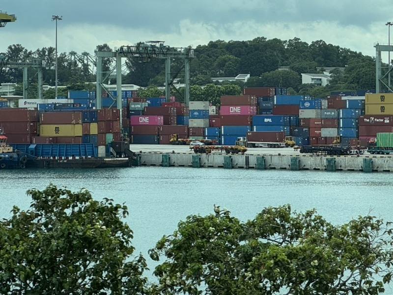 新加坡與美國自由貿易協定自2004年生效以來，雙邊貿易額持續成長。圖為新加坡一處貨物港口。中央社記者吳昇鴻新加坡攝