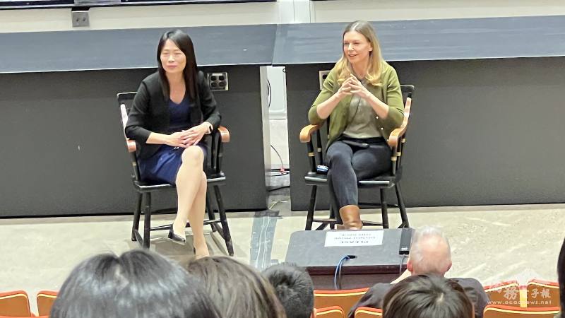 Vanessa Hope和哈佛教授雷雅雯對談