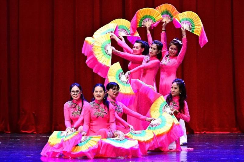 幸福舞蹈團《愛之歌》