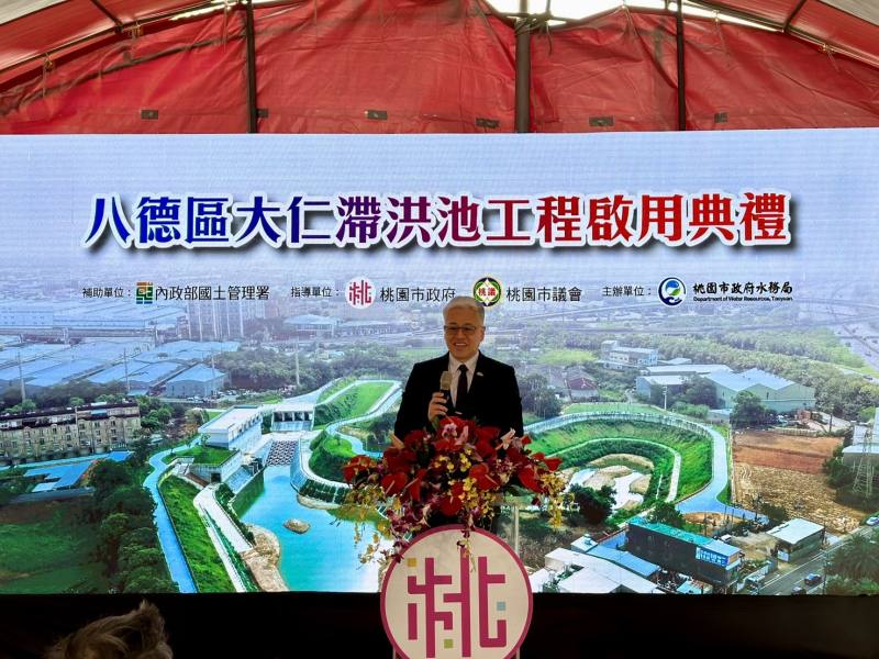 內政部常務次長吳堂安致詞